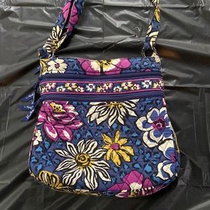 Purse with light stains, can get out easily